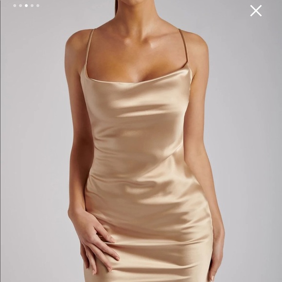 Gold satin dress - Picture 2 of 5
